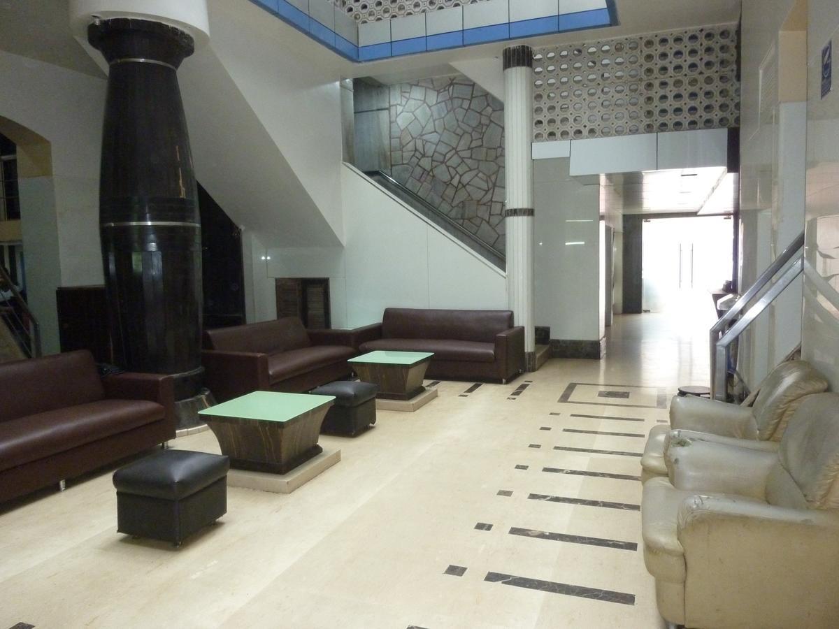 Hotel Stars Мумбаї Екстер'єр фото